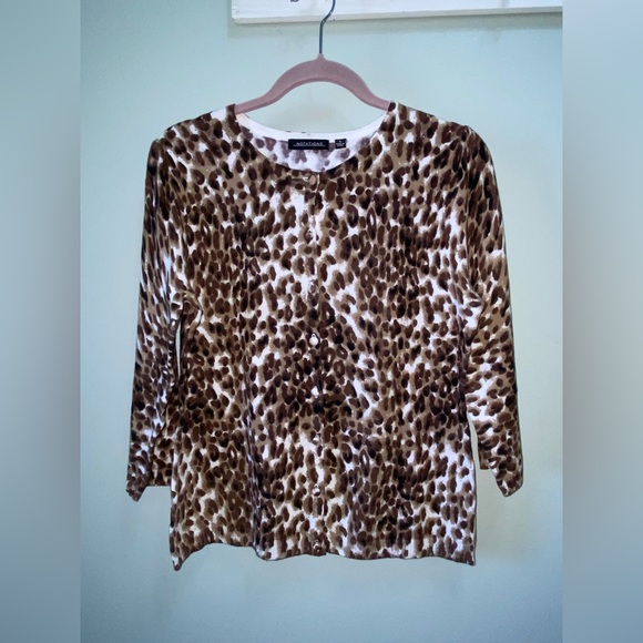 Notations Woman’s Animal Print Cardigan Size Small - Picture 1 of 8